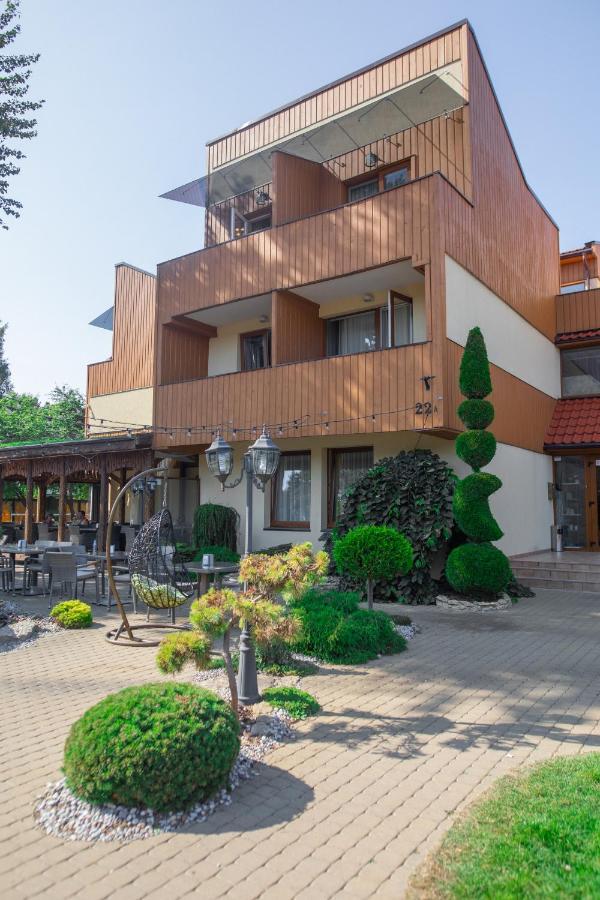 Floros Simfonija Hotel Sventoji Bagian luar foto