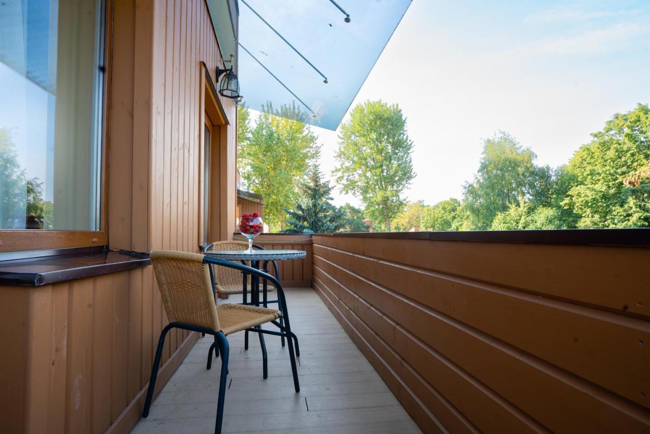 Floros Simfonija Hotel Sventoji Bagian luar foto